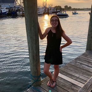 Meet your Posher, Amanda